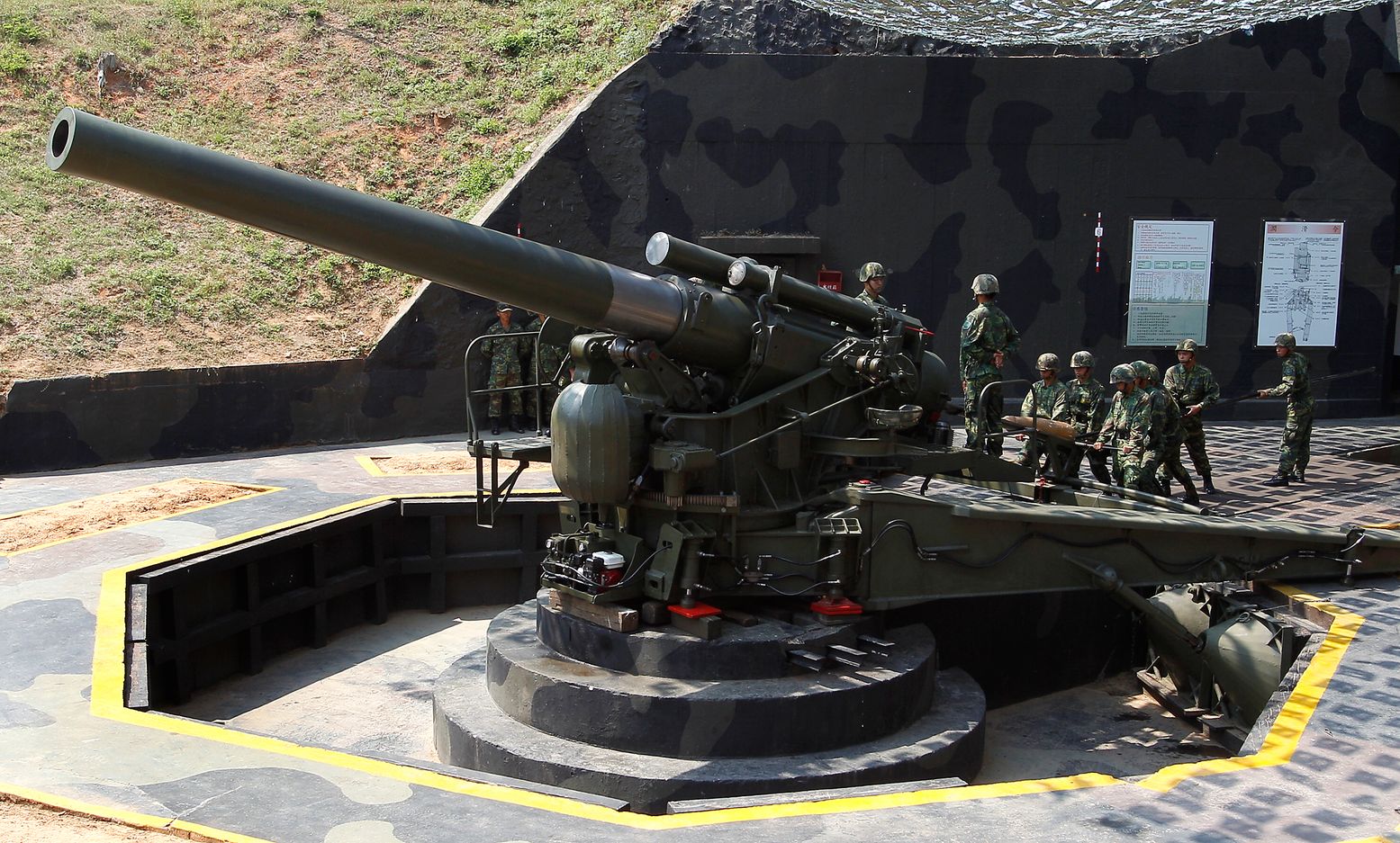 taiwan-still-has-a-giant-world-war-ii-era-artillery-gun-pointed-at